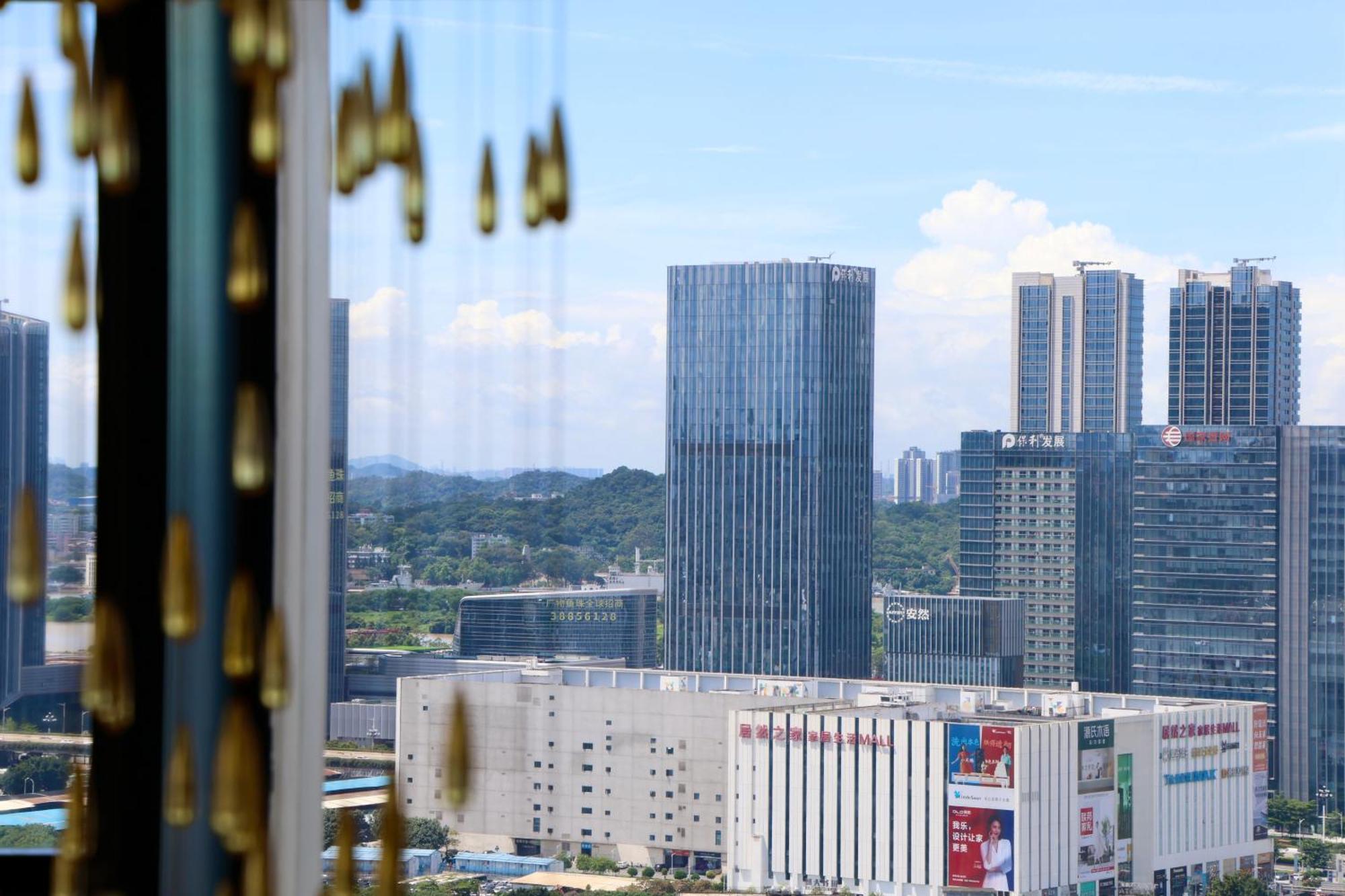 ホテル フォーポインツ バイ シェラトン 広州 東圃 エクステリア 写真